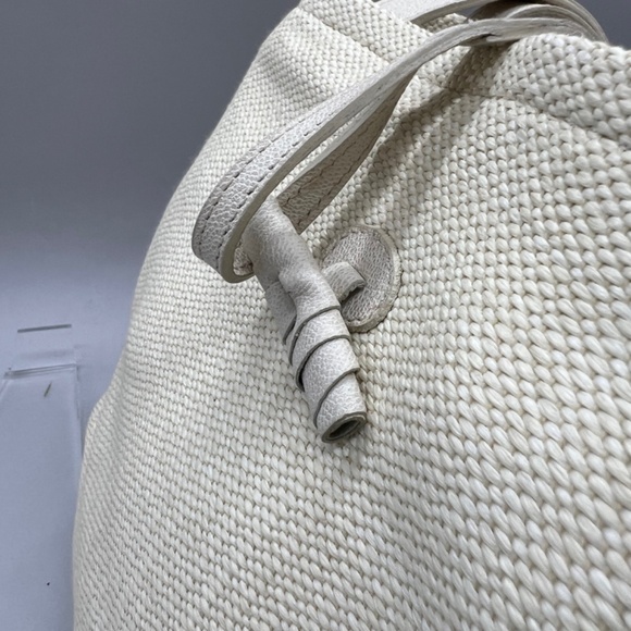 Vintage Furla Cream Woven and Leather Shoulder Bag - Picture 7 of 16